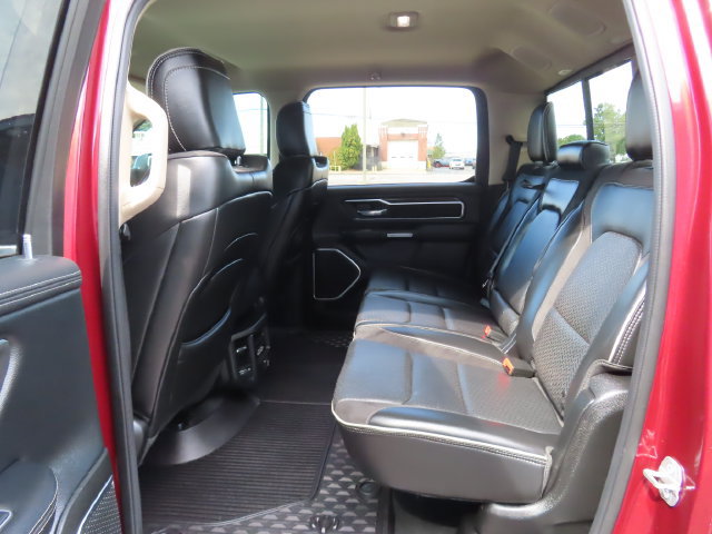 Used 2019 RAM 1500 Laramie AWD/4WD image 25