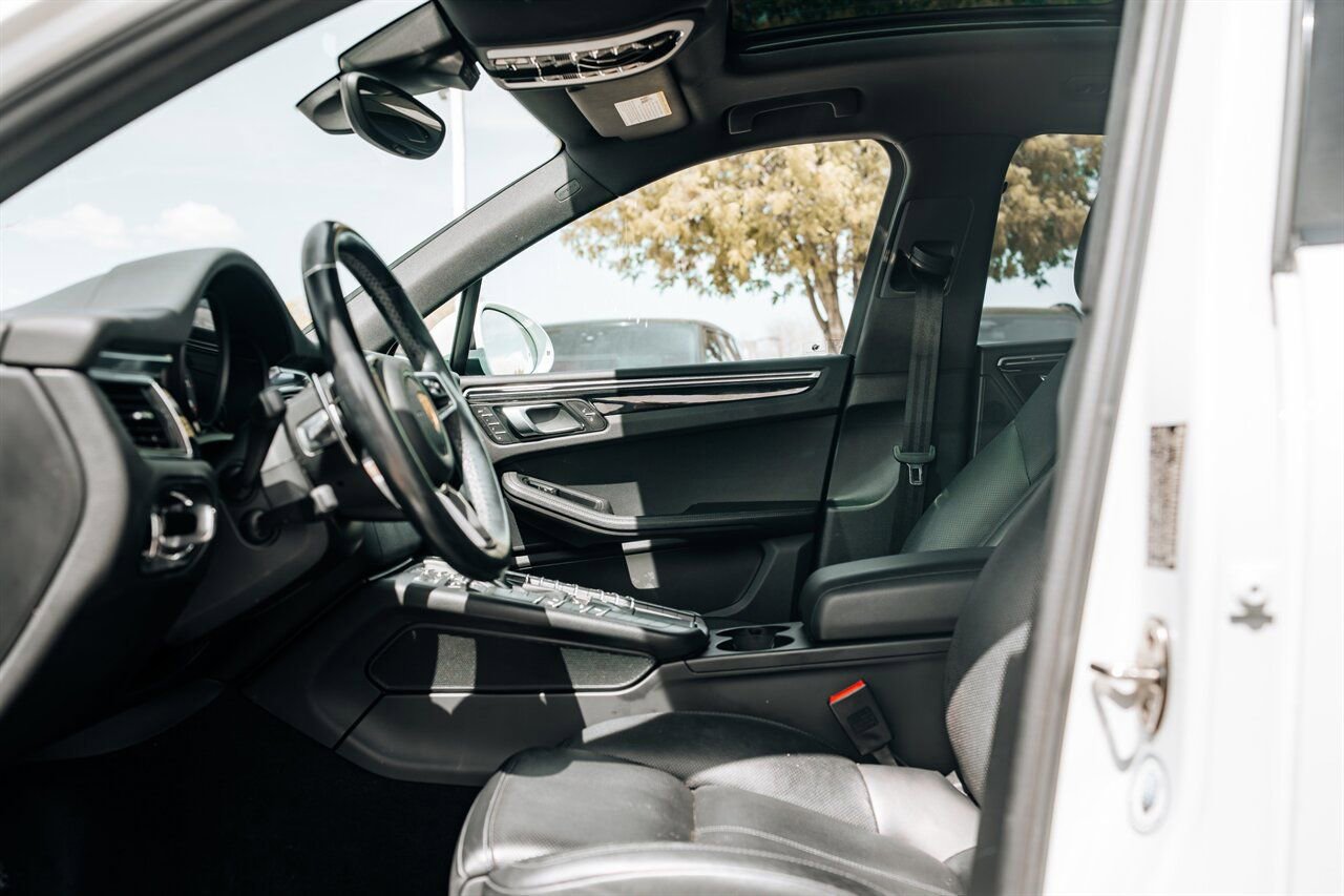 Used 2018 Porsche Macan S image 15