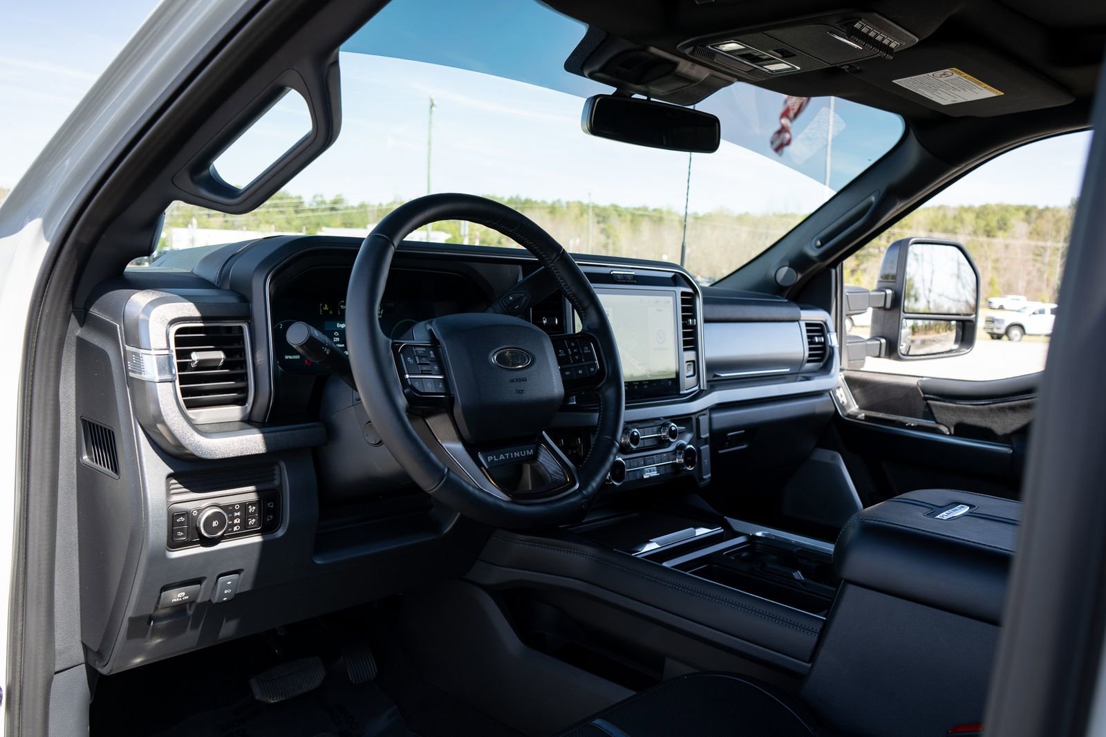 Used 2025 Ford F250 Platinum image 26