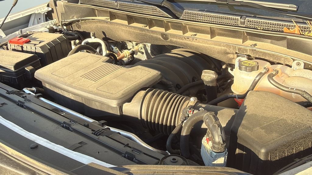 Used 2025 GMC Yukon XL Denali w/ Denali Reserve Package image 24