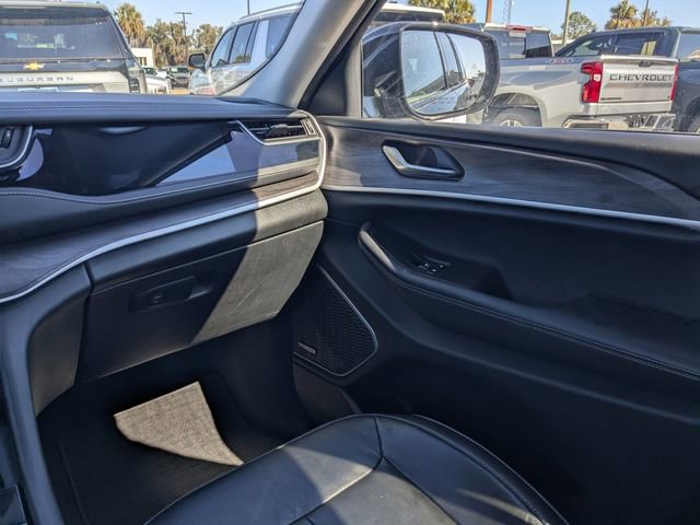 Used 2022 Jeep Grand Cherokee Limited 4xe image 19