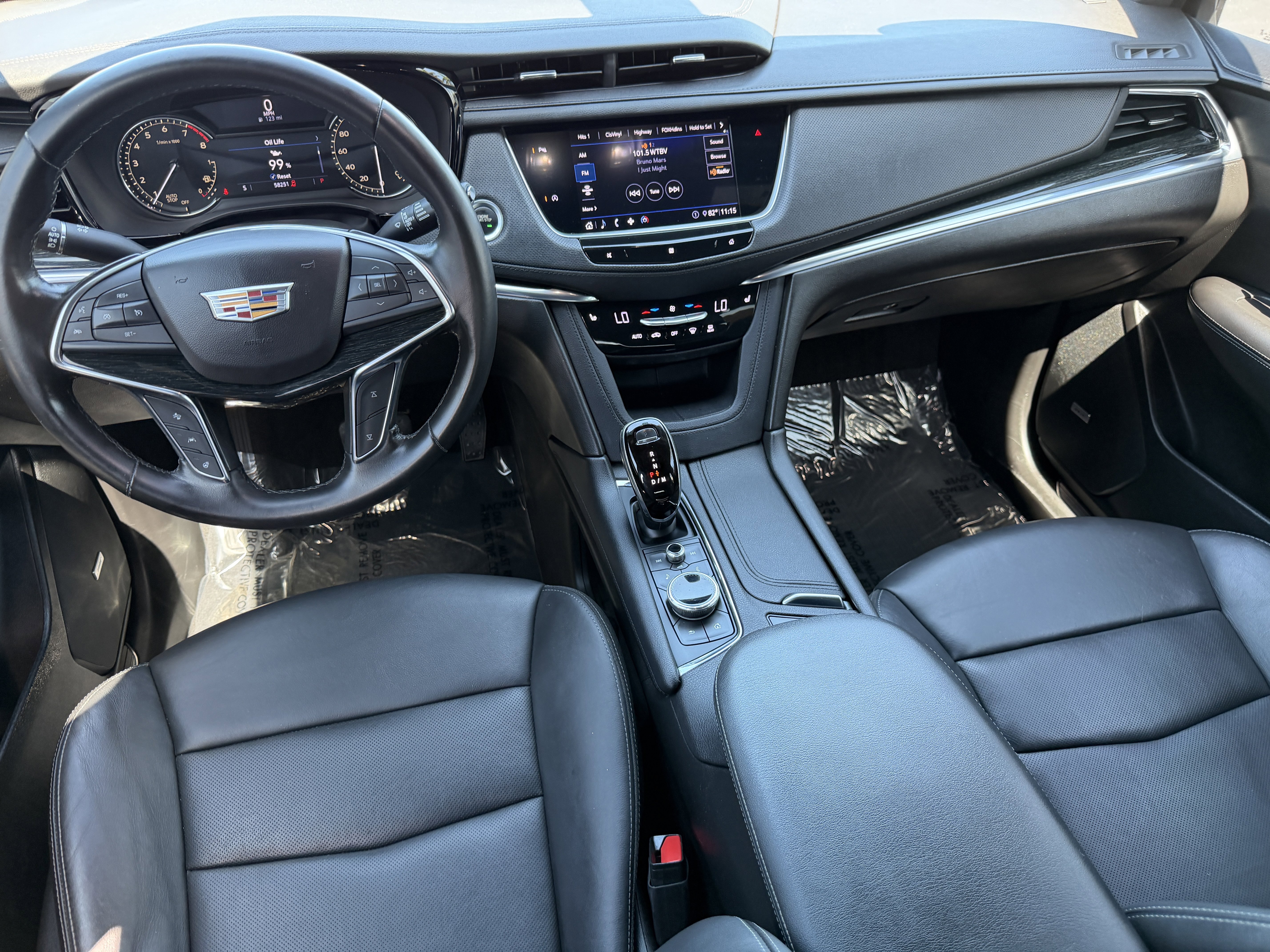 Used 2020 Cadillac XT5 Premium Luxury FWD image 12