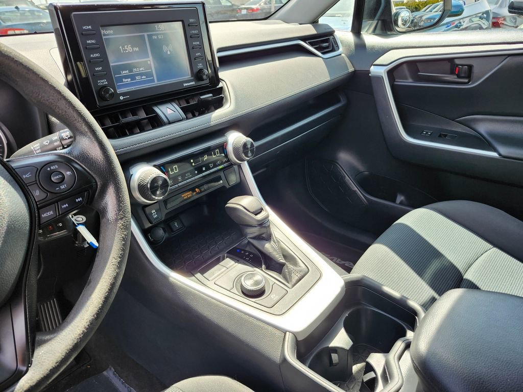 Used 2020 Toyota RAV4 LE w/ All Weather Liner Package AWD/4WD image 8