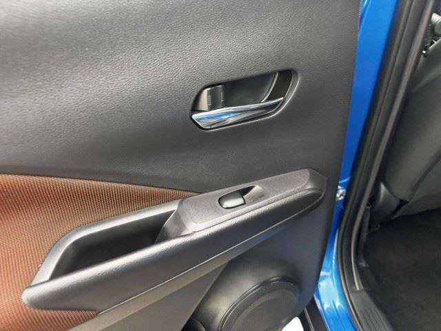 Used 2023 Nissan Kicks SR FWD image 37