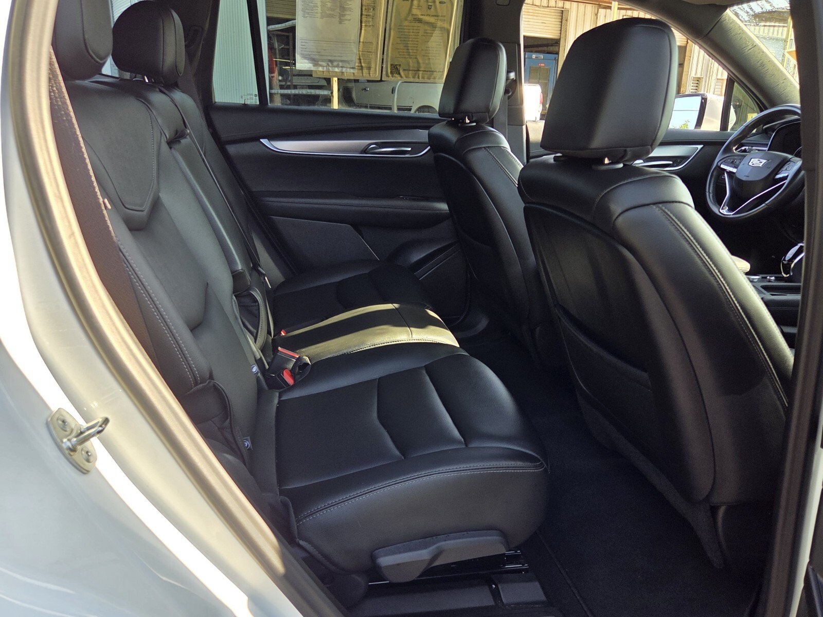 Used 2024 Cadillac XT6 Luxury AWD/4WD image 17