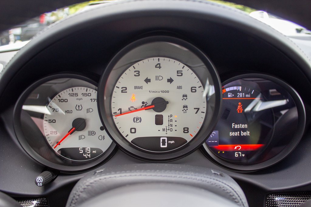 Used 2025 Porsche 718 Cayman w/ Sport Chrono Package image 14