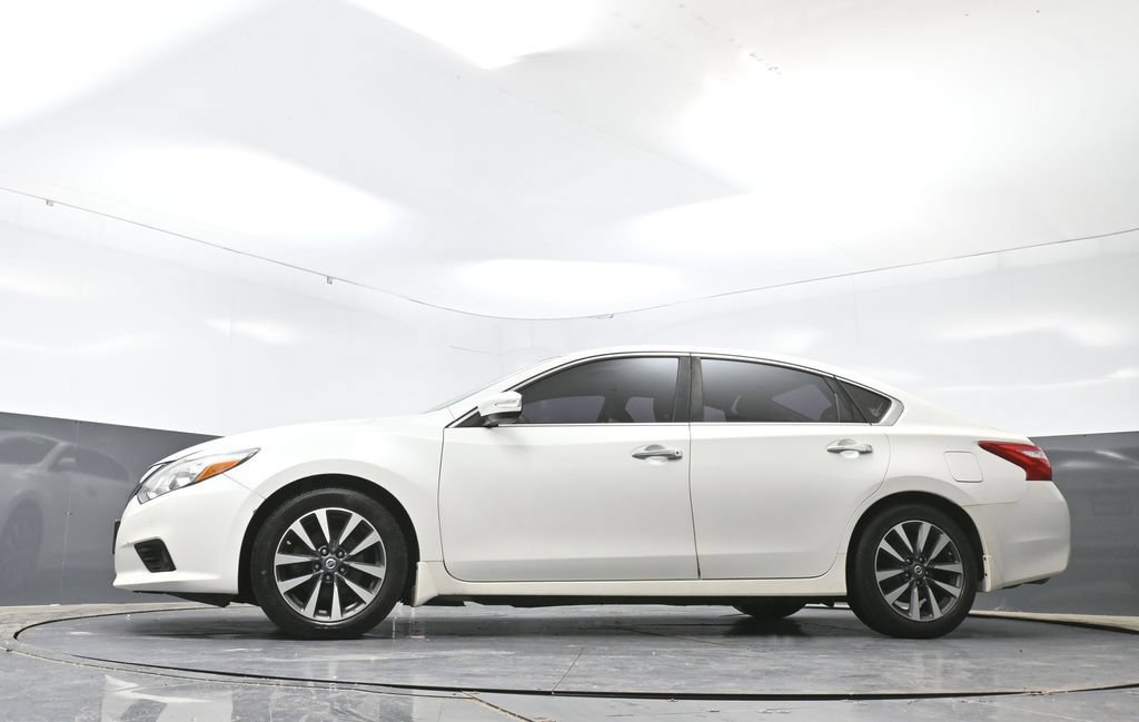 Used 2016 Nissan Altima 2.5 SL w/ 2.5 Technology Package FWD image 53
