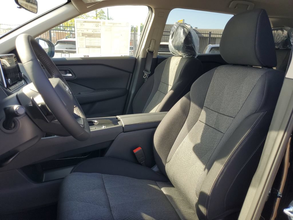 New 2026 Nissan Rogue SV w/ Cold Weather Package FWD image 16