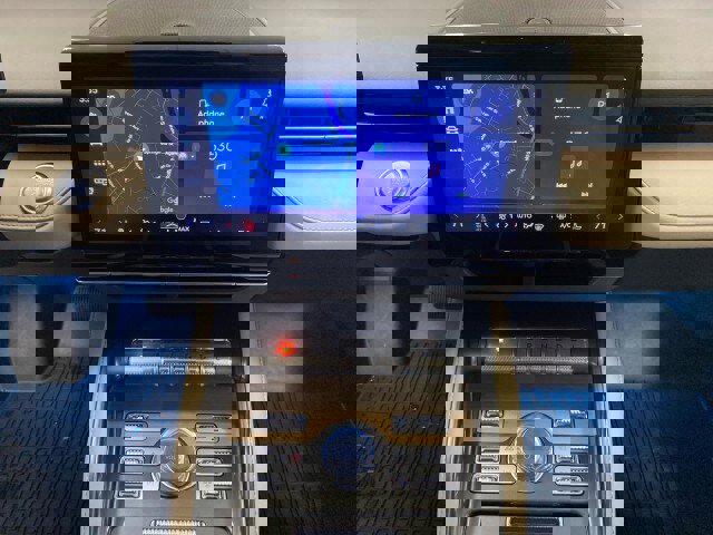 Used 2025 Lincoln Nautilus Reserve image 19