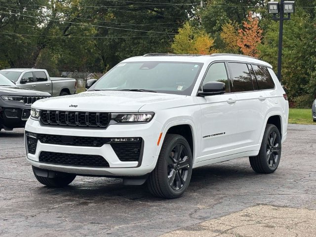 New 2027 Jeep Grand Cherokee L Limited AWD/4WD image 36