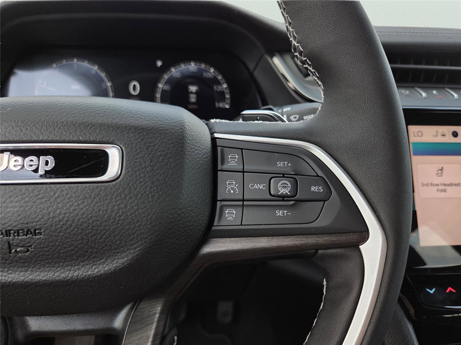 New 2026 Jeep Grand Cherokee L Limited image 29