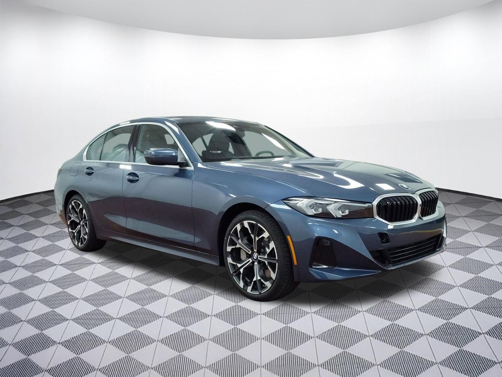 Used 2026 BMW 330i xDrive Sedan w/ Premium Package AWD/4WD image 6