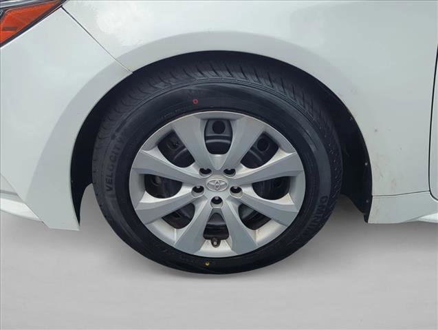 Certified 2022 Toyota Corolla LE FWD image 26