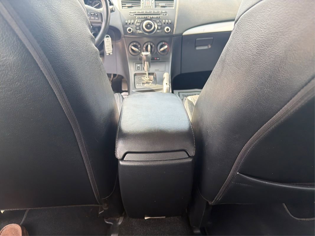 Used 2012 MAZDA MAZDA3 i Grand Touring image 23
