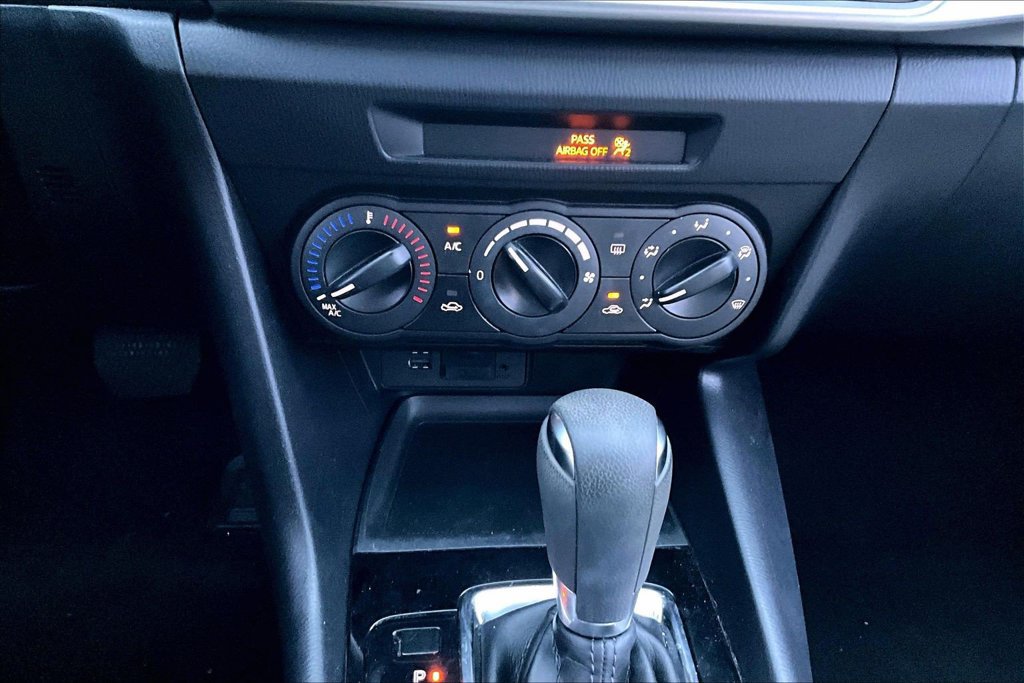 Used 2017 MAZDA MAZDA3 Sport FWD image 24
