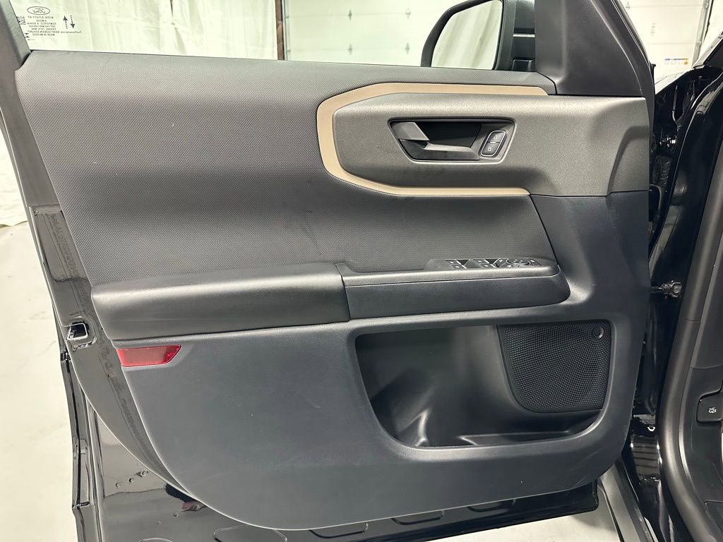 Used 2025 Ford Bronco Sport Big Bend image 8