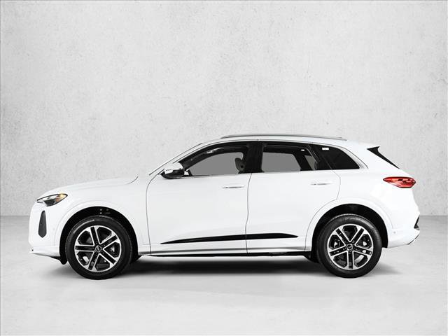 Certified 2025 Audi Q5 Premium w/ Convenience Package image 9