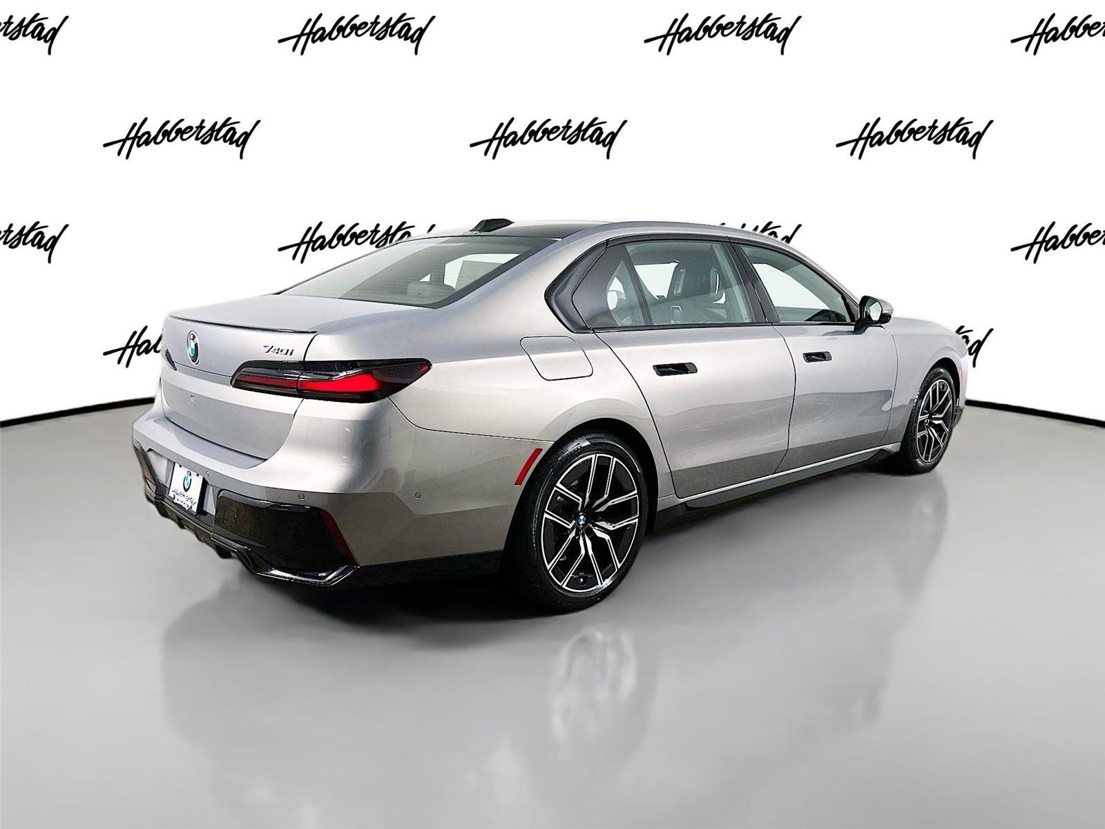 New 2026 BMW 740i xDrive w/ Premium Package image 5