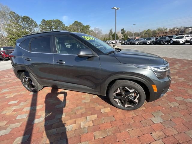 Used 2024 Kia Seltos EX image 23