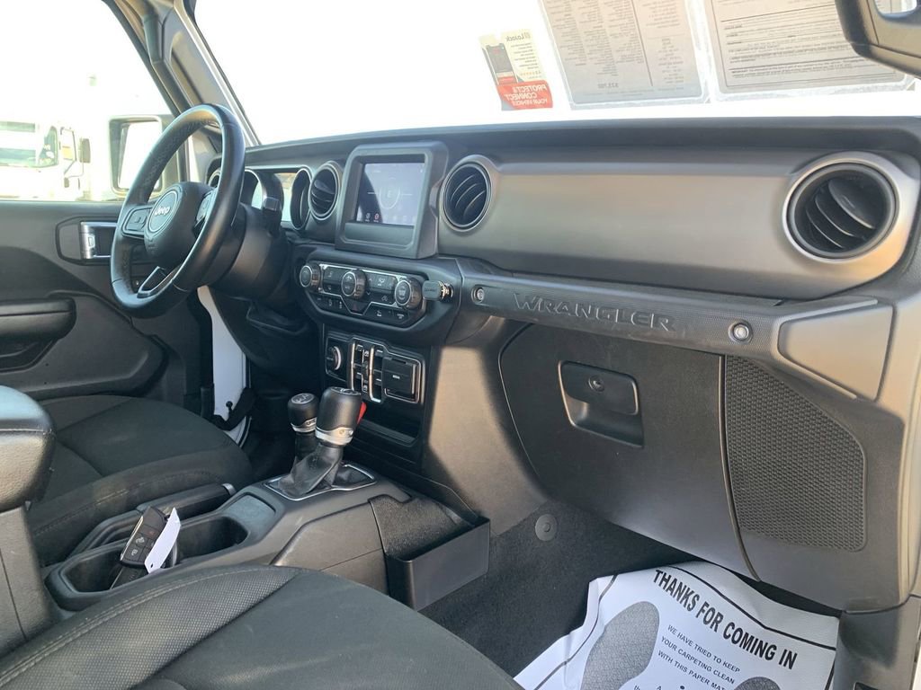 Used 2021 Jeep Wrangler Unlimited Sport image 28