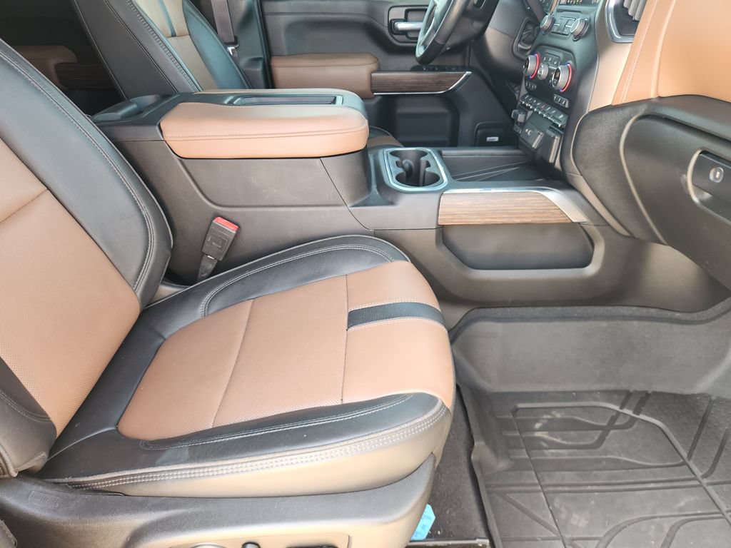 Used 2022 Chevrolet Silverado 3500 High Country w/ Safety Package II AWD/4WD image 13
