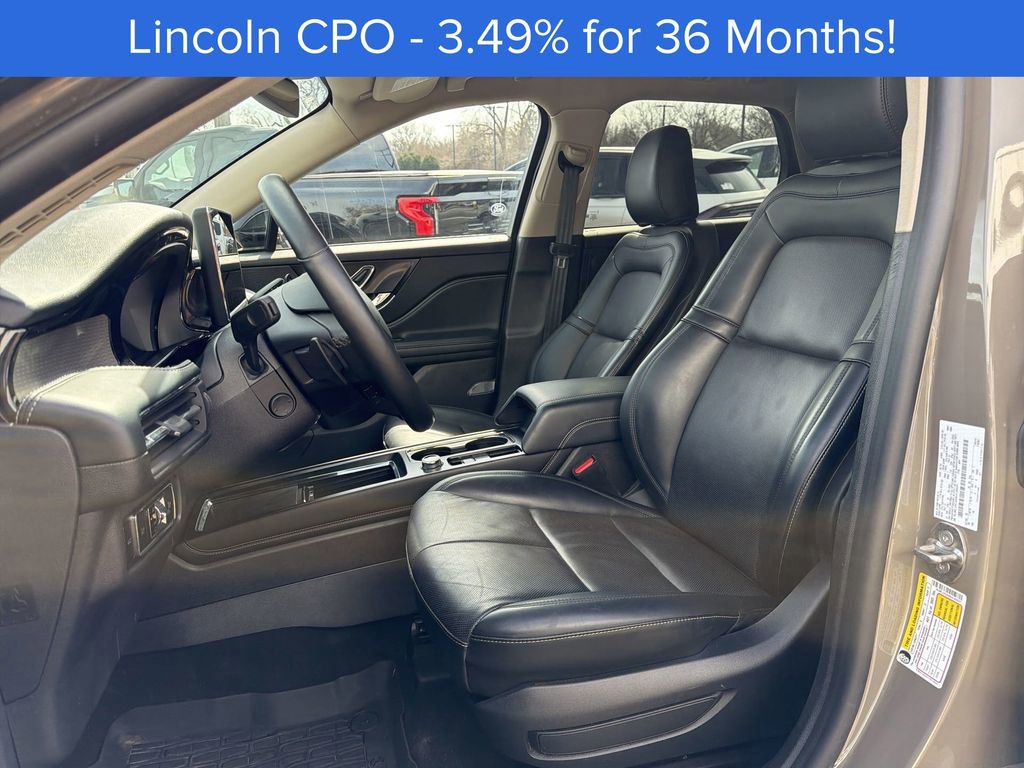 Certified 2025 Lincoln Corsair Reserve image 13