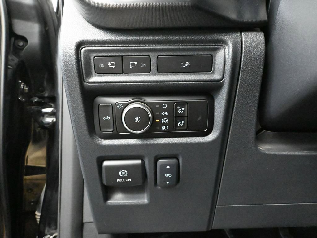 Used 2024 Ford F150 Lariat image 33
