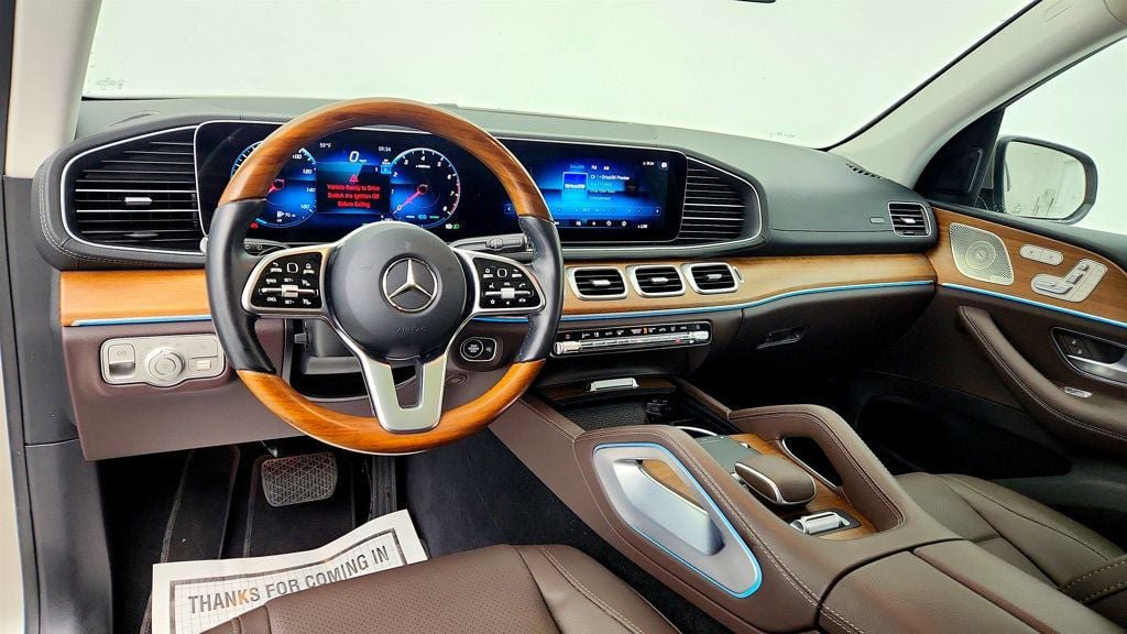 Used 2023 Mercedes-Benz GLS 450 4MATIC image 12