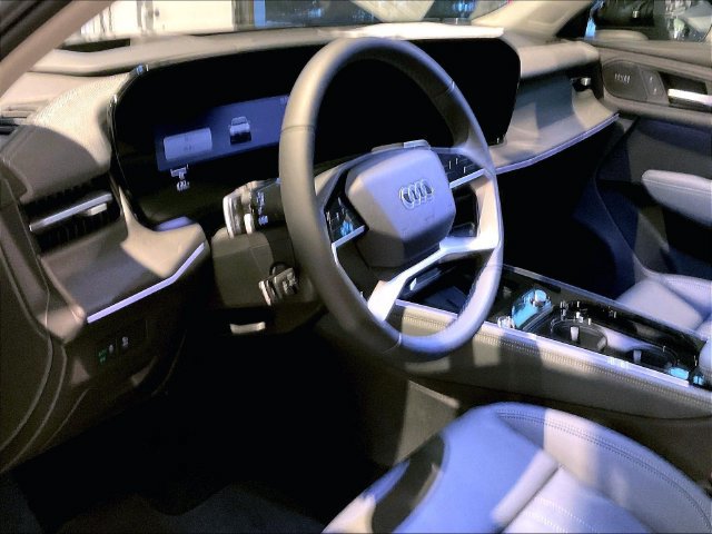 New 2026 Audi Q3 quattro 2.0T AWD/4WD image 6
