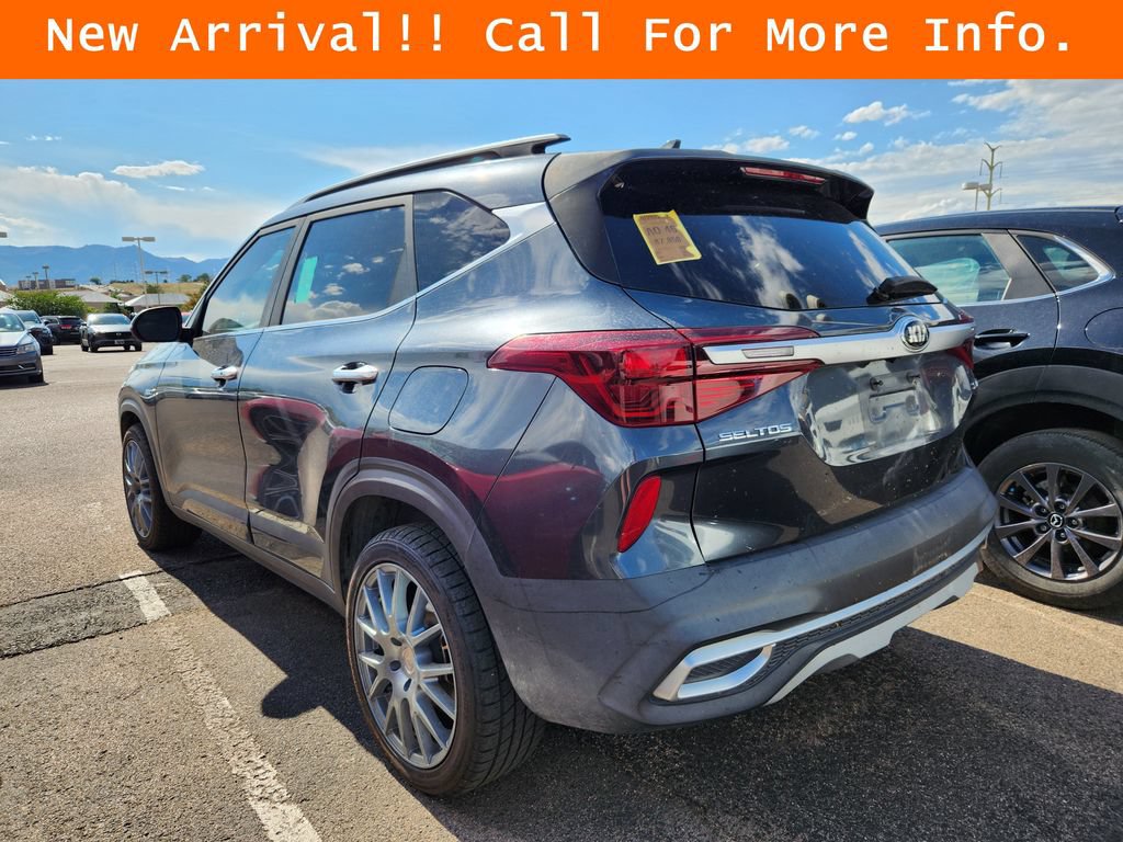 Used 2021 Kia Seltos SX w/ SX Sunroof Package AWD/4WD image 5