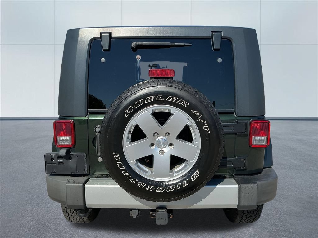 Used 2010 Jeep Wrangler Unlimited Sahara w/ Dual Top Group AWD/4WD image 4