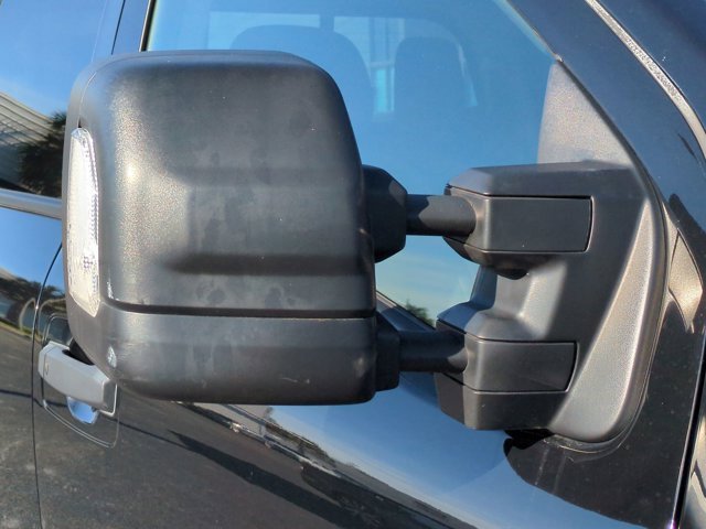 Certified 2022 Nissan Titan SV w/ SV Convenience Package image 13