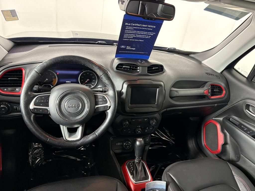 Used 2018 Jeep Renegade Trailhawk AWD/4WD image 26