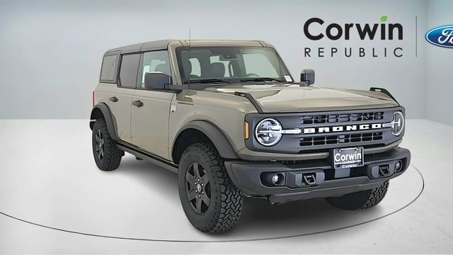 New 2025 Ford Bronco Big Bend w/ Black Diamond Package