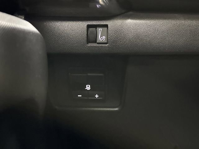 Used 2024 GMC Canyon Elevation w/ Convenience Package image 26