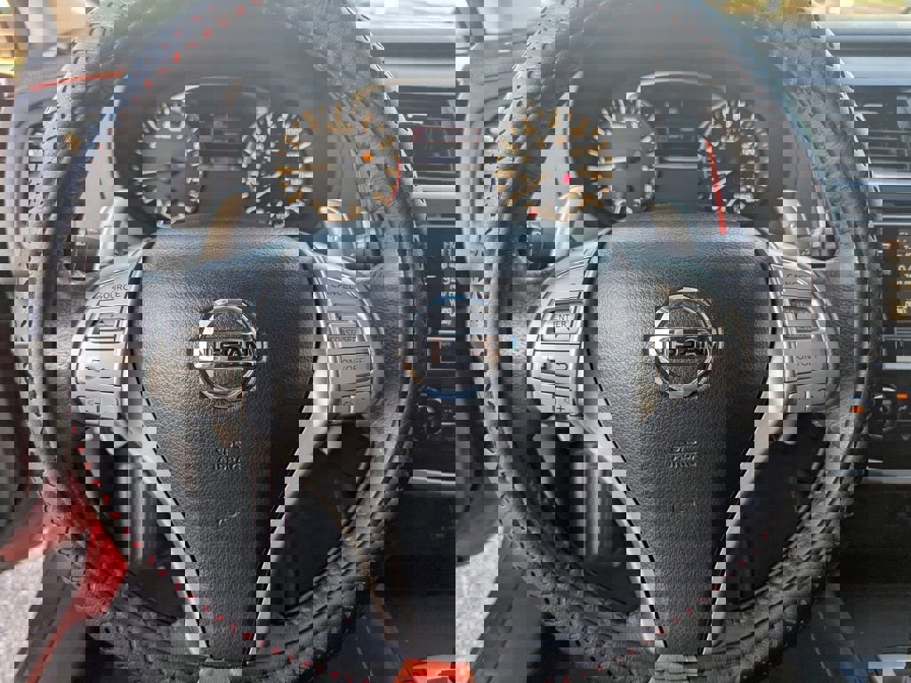 Used 2017 Nissan Altima 2.5 SR w/ Midnight Edition Package image 26