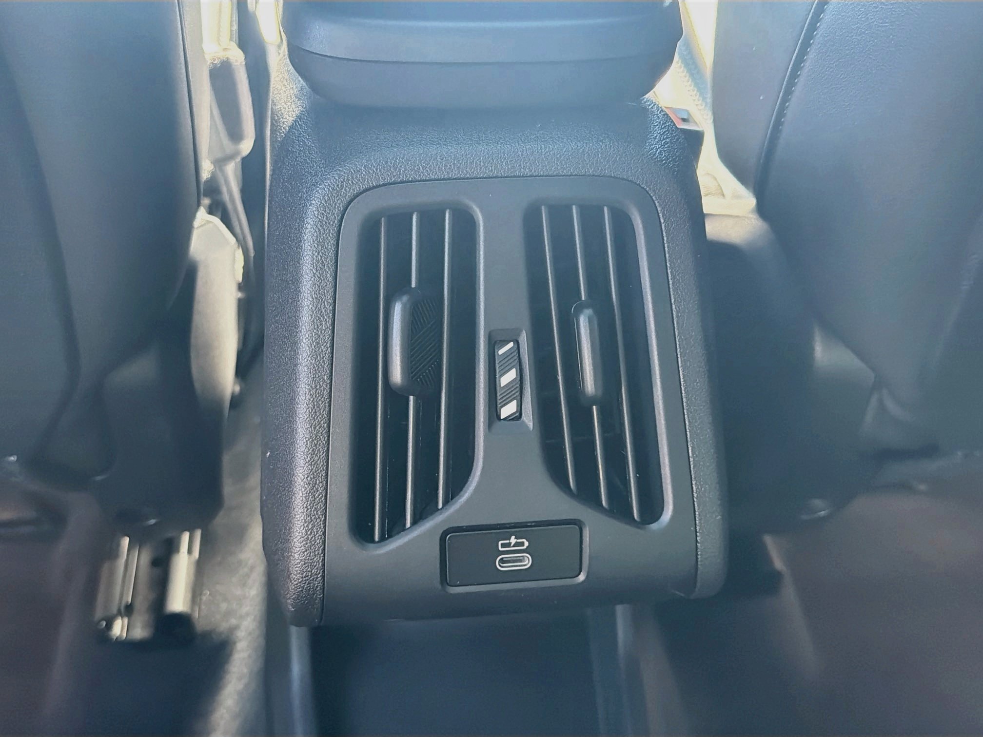 Used 2026 BMW X2 xDrive28i AWD/4WD image 29