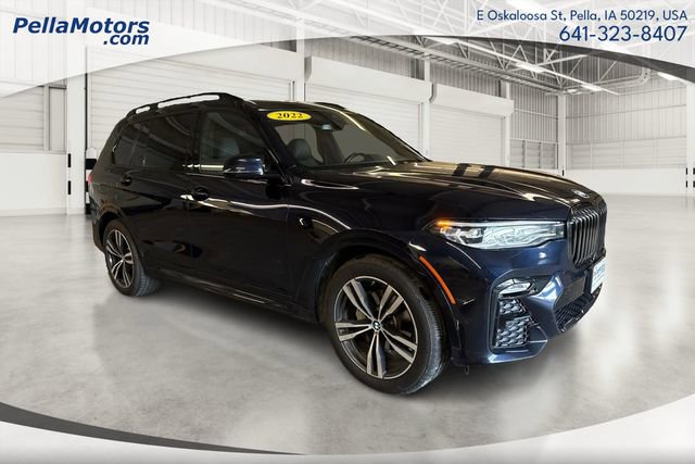 Used 2022 BMW X7 xDrive40i w/ M Sport Package AWD/4WD image 1