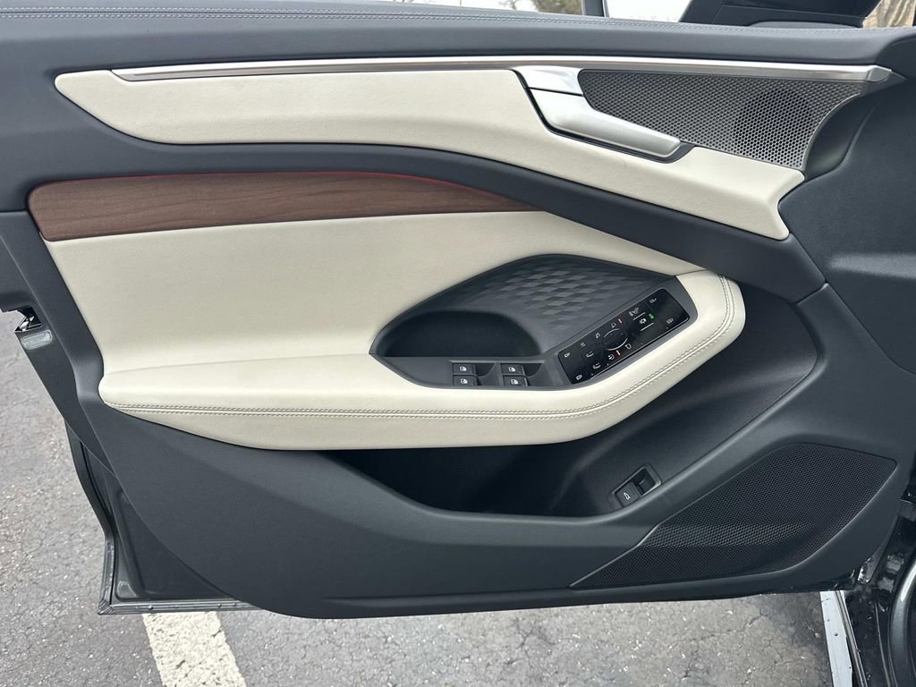 New 2026 Audi A6 Premium Plus image 11