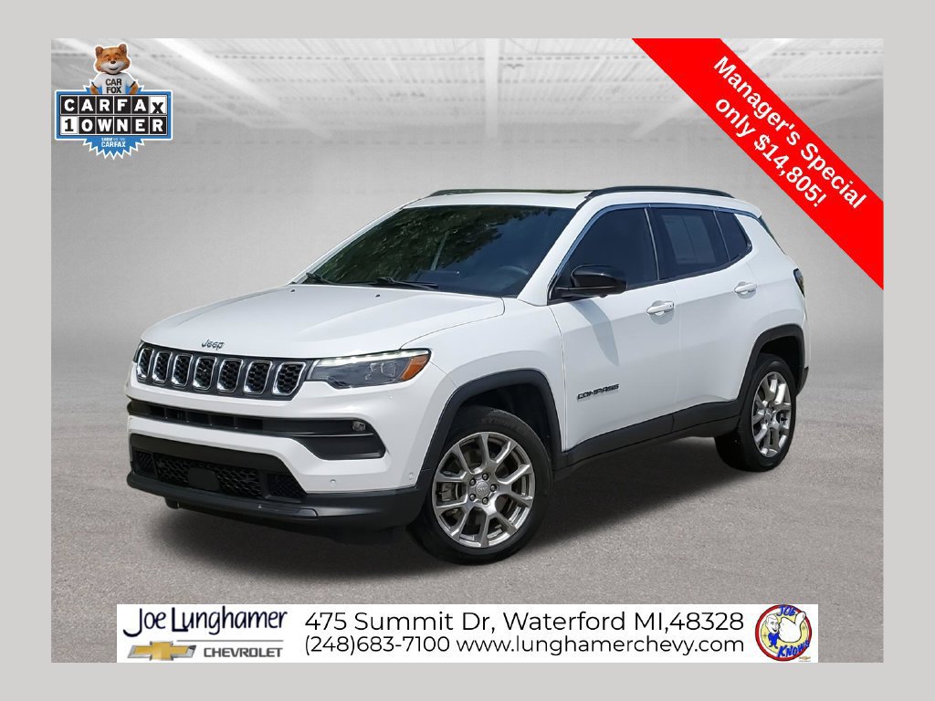 Used 2024 Jeep Compass Latitude w/ Sun and Sound Group AWD/4WD 360° Tour