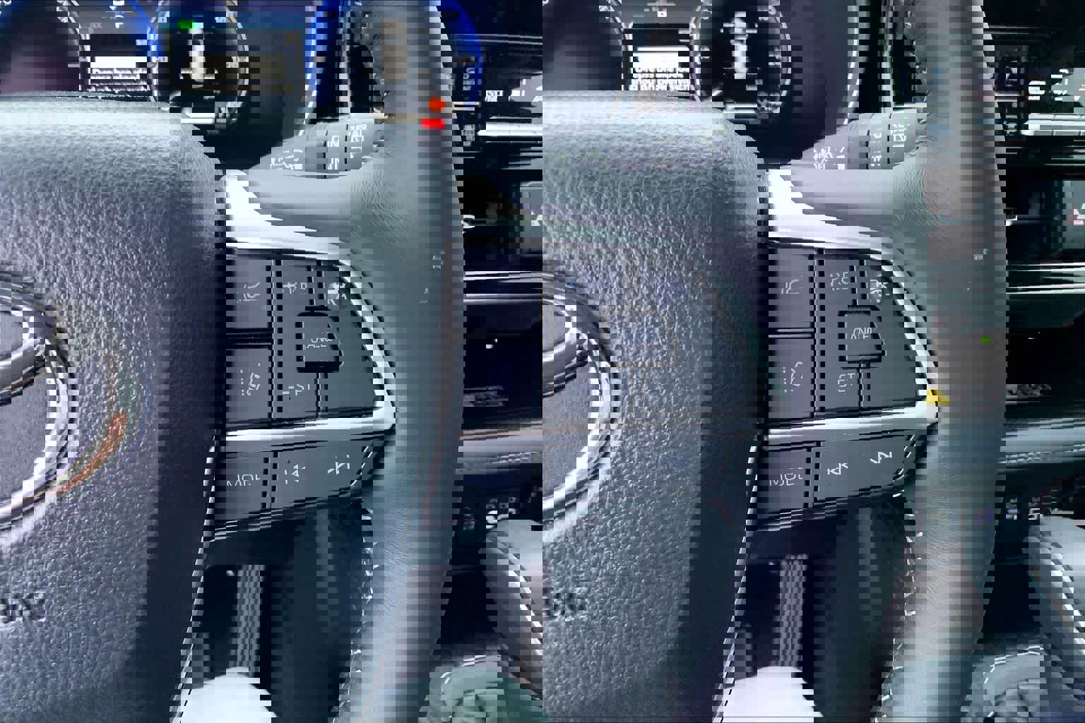 Used 2025 Toyota Highlander Limited image 23