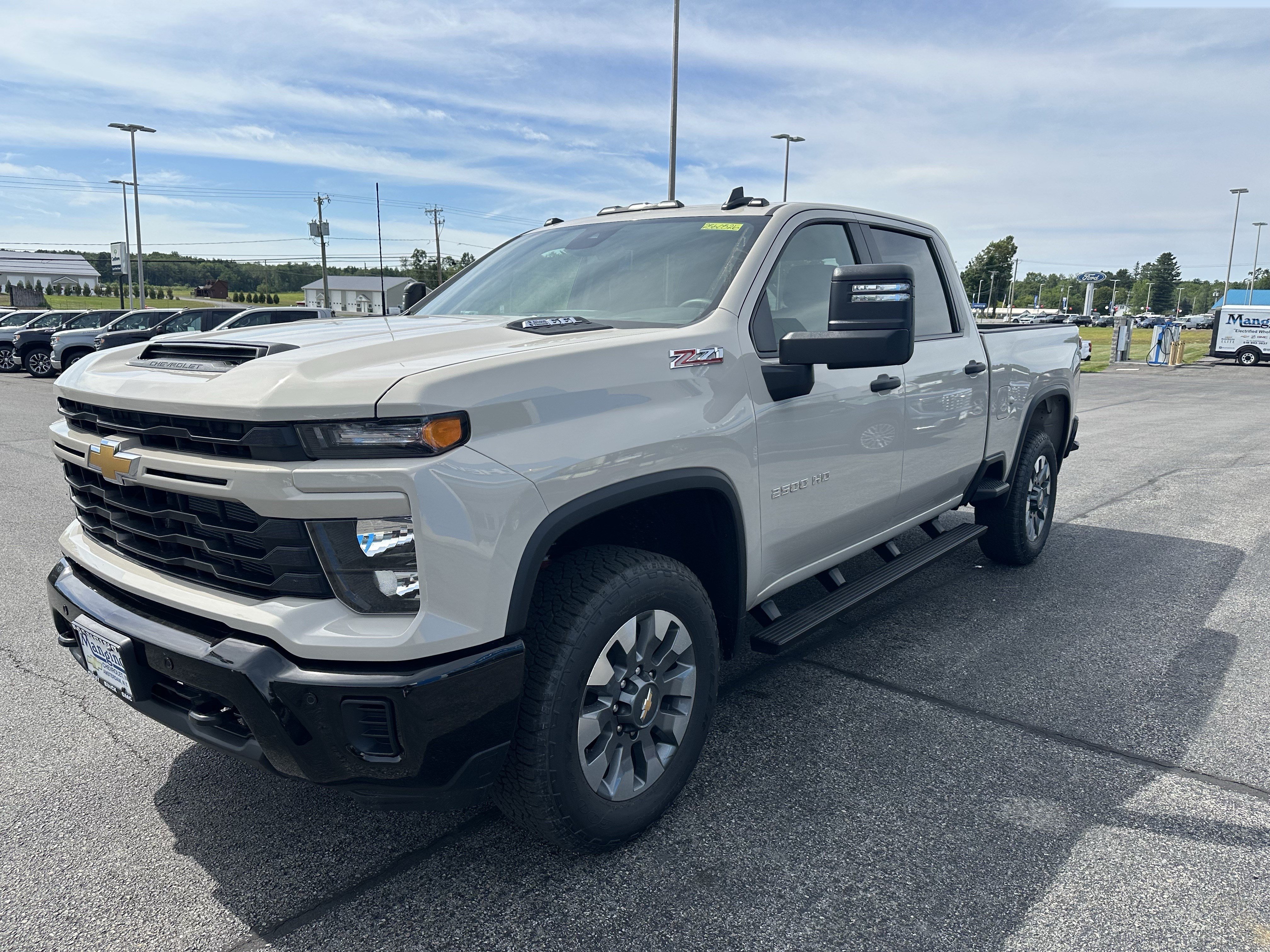 New 2026 Chevrolet Silverado 2500 Custom w/ Custom Value Package AWD/4WD image 3