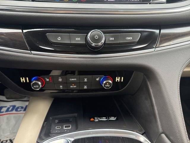 Used 2022 Buick Enclave Essence w/ Sound and Sites Package image 20