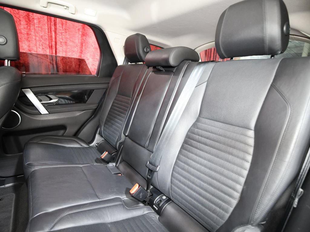 Used 2020 Land Rover Discovery Sport SE AWD/4WD image 14