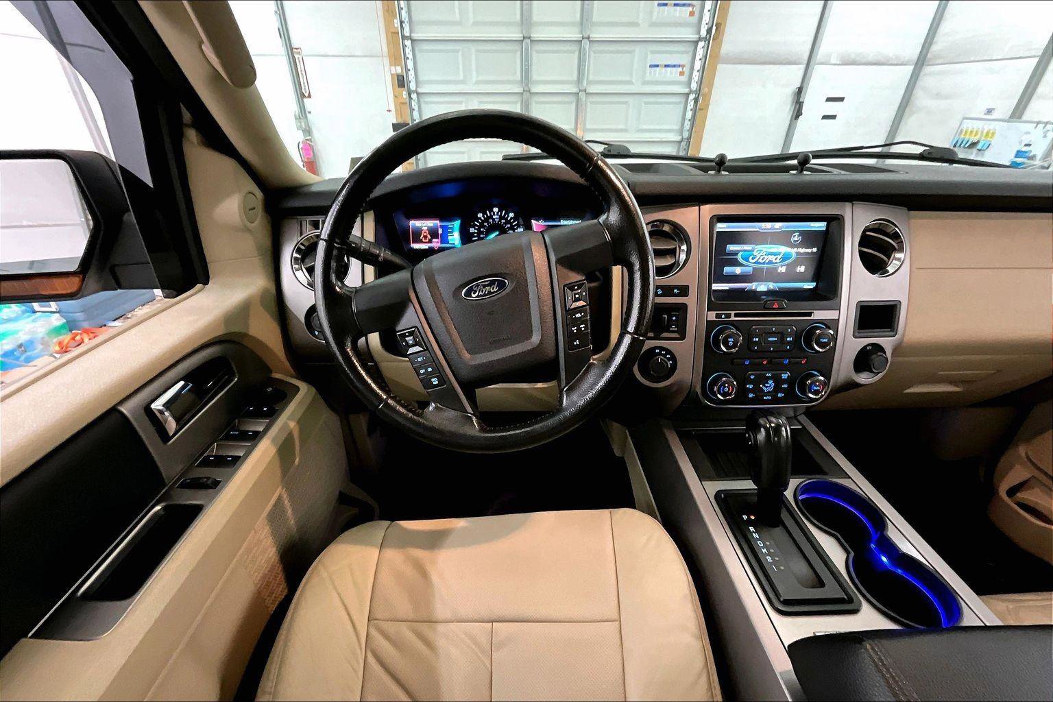 Used 2015 Ford Expedition EL XLT w/ Equipment Group 202A image 6