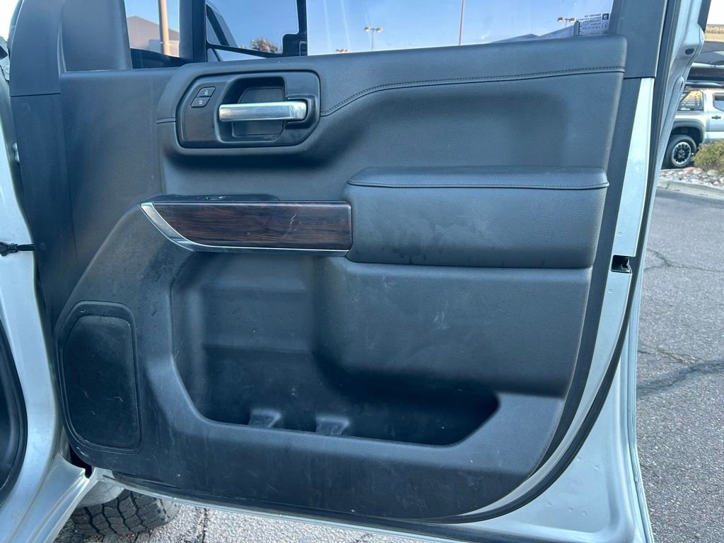 Used 2022 GMC Sierra 2500 SLT w/ SLT Convenience Package image 29
