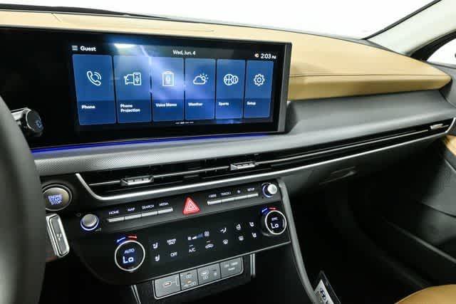 New 2025 Hyundai Sonata Limited FWD image 13