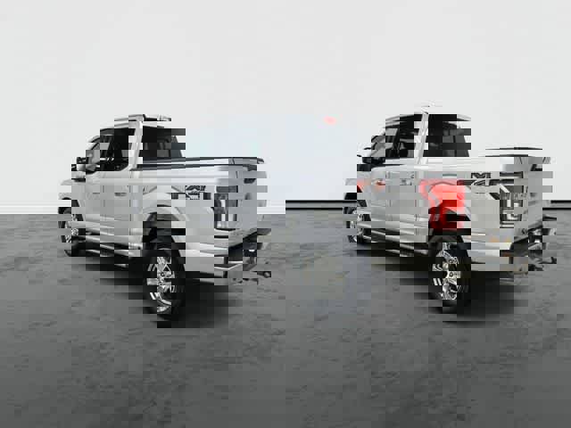 Used 2017 Ford F150 XLT w/ Equipment Group 302A Luxury image 9