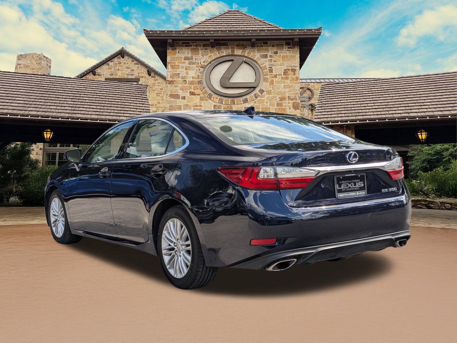 Used 2018 Lexus ES 350 w/ Accessory Package 2 FWD image 3