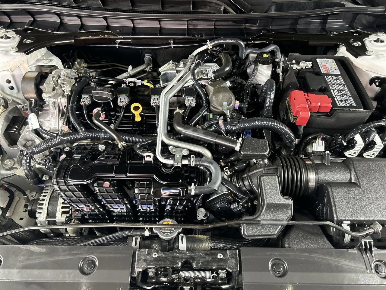 Used 2025 Nissan Altima 2.5 SV FWD image 10